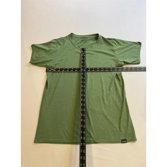 Patagonia Men's Green‎ Crew Neck T-Shirt Size M Short Sleeve Casual - Picture 5 of 6